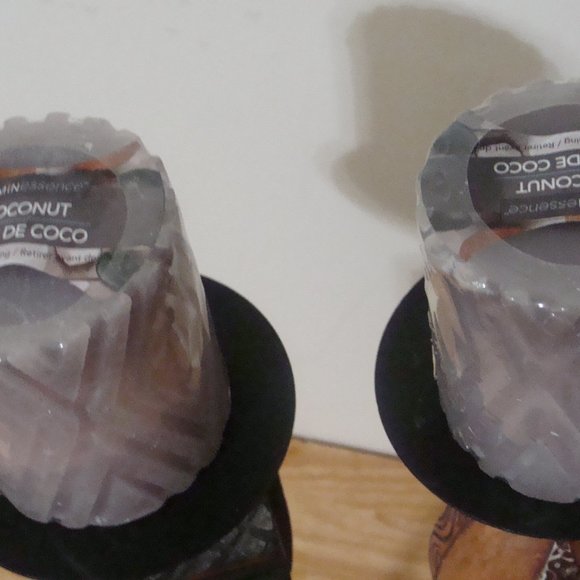 Lot of 2 African theme candle holders 12 in with new coconut scent candles - Picture 5 of 8